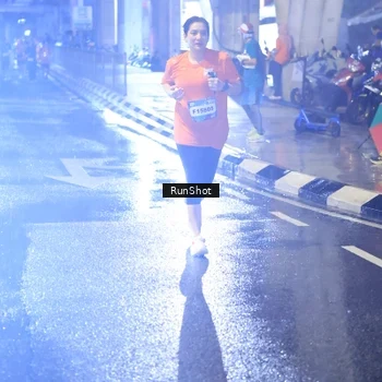 Runner Photo 7926017