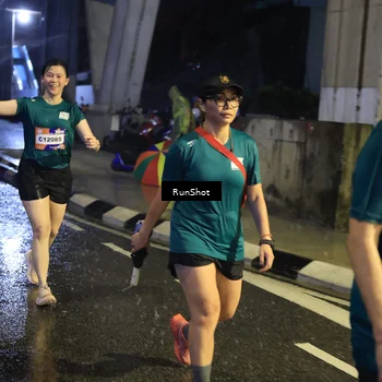 Runner Photo 7926018