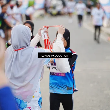Runner Photo 7926024