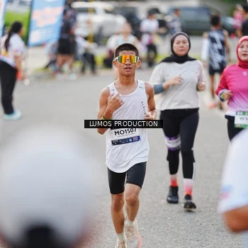 Runner Photo 7926028
