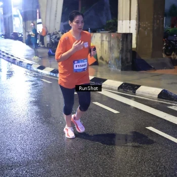 Runner Photo 7926031