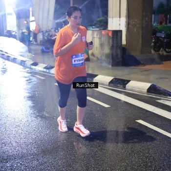 Runner Photo 7926039
