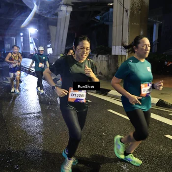 Runner Photo 7926040