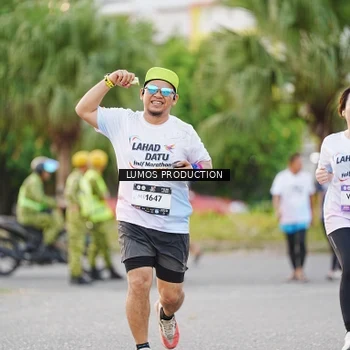 Runner Photo 7926050