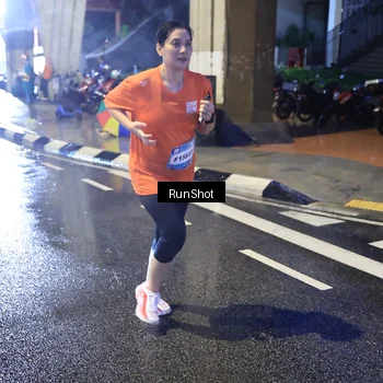 Runner Photo 7926053