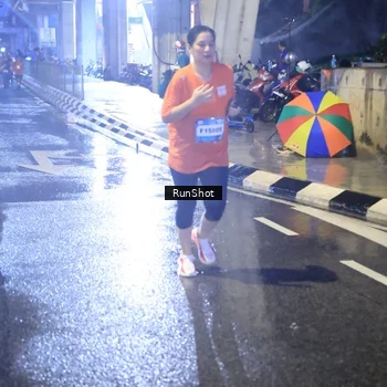 Runner Photo 7926054
