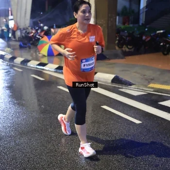 Runner Photo 7926063