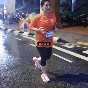 Runner Photo 7926065