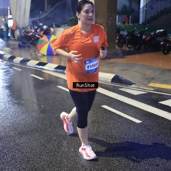 Runner Photo 7926066