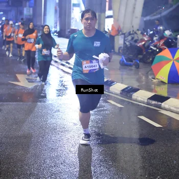 Runner Photo 7926073