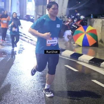Runner Photo 7926088