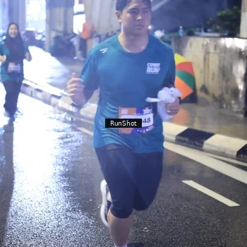 Runner Photo 7926105