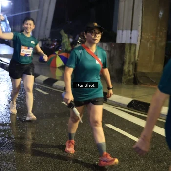 Runner Photo 7926110