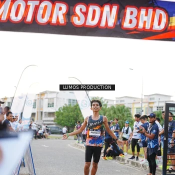 Runner Photo 7926139