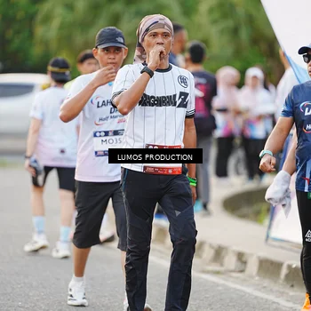 Runner Photo 7926141