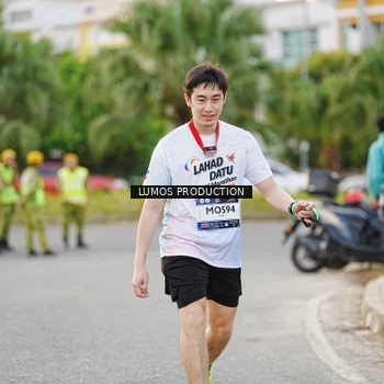 Runner Photo 7926151