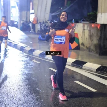 Runner Photo 7926168