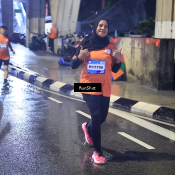 Runner Photo 7926169