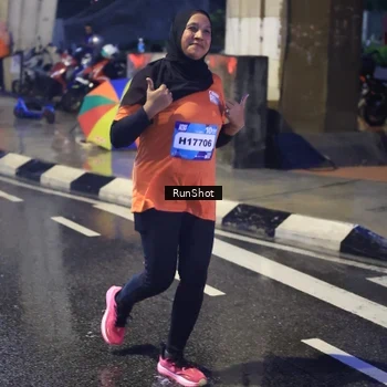 Runner Photo 7926189