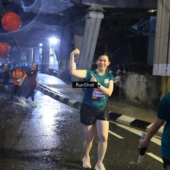 Runner Photo 7926207