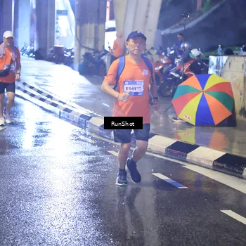 Runner Photo 7926210