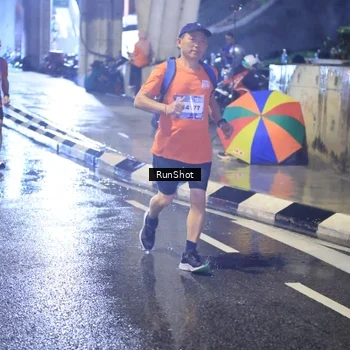 Runner Photo 7926219