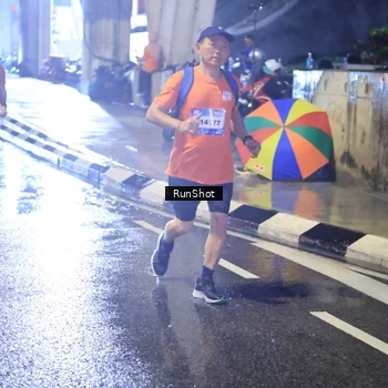 Runner Photo 7926221