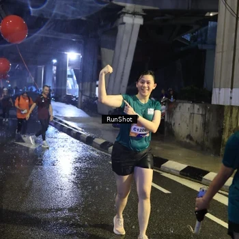 Runner Photo 7926223