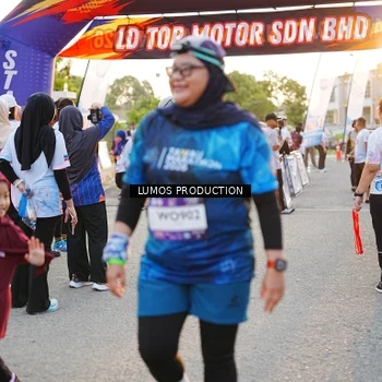 Runner Photo 7926225
