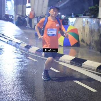Runner Photo 7926229