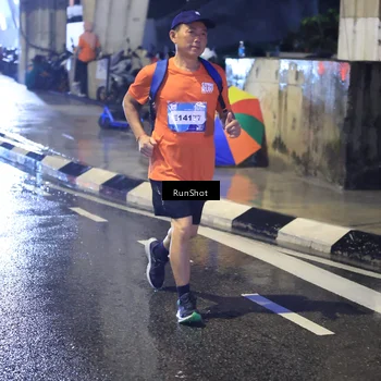 Runner Photo 7926233