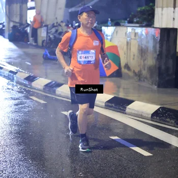 Runner Photo 7926235