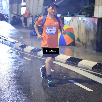 Runner Photo 7926243