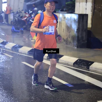 Runner Photo 7926248