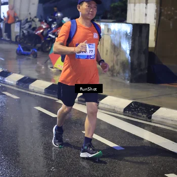 Runner Photo 7926249