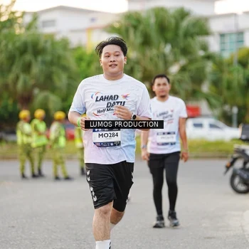 Runner Photo 7926250