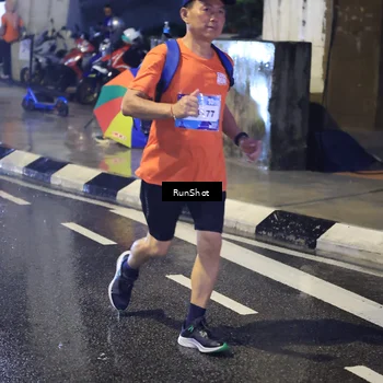 Runner Photo 7926252