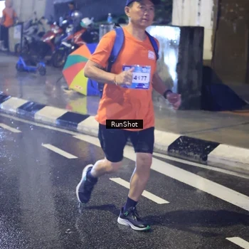 Runner Photo 7926255