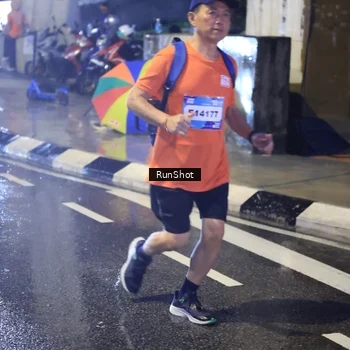 Runner Photo 7926256