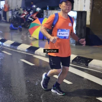 Runner Photo 7926260