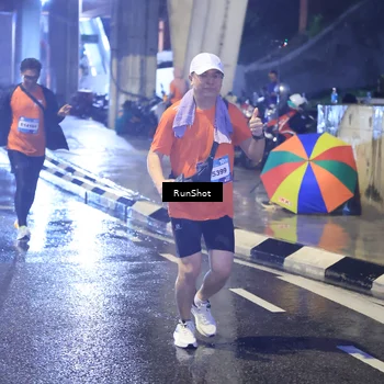 Runner Photo 7926278