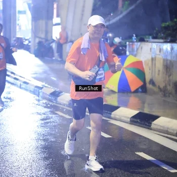 Runner Photo 7926292