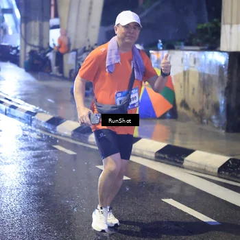 Runner Photo 7926299