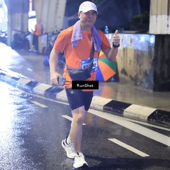 Runner Photo 7926301