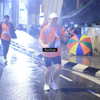 Runner Photo 7926306