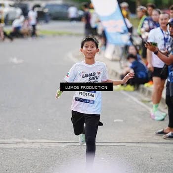 Runner Photo 7926308