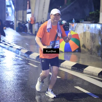 Runner Photo 7926310