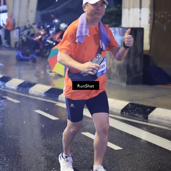 Runner Photo 7926318