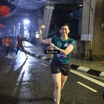 Runner Photo 7926323