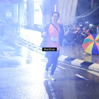 Runner Photo 7926332